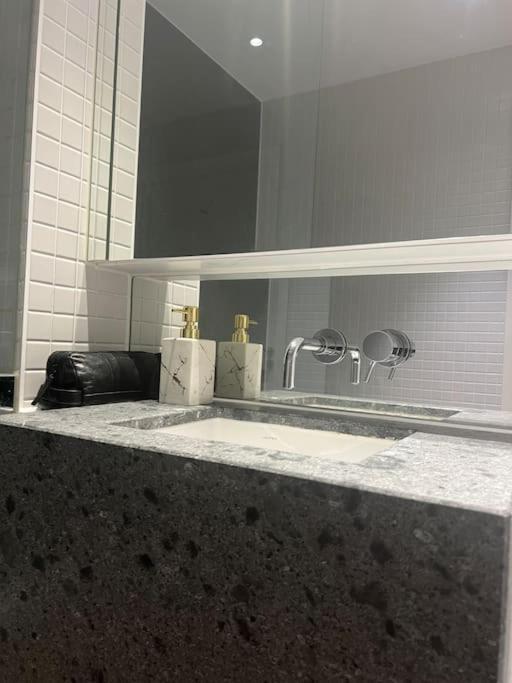 Lushpen - O2 Arena Apartment London Exterior photo